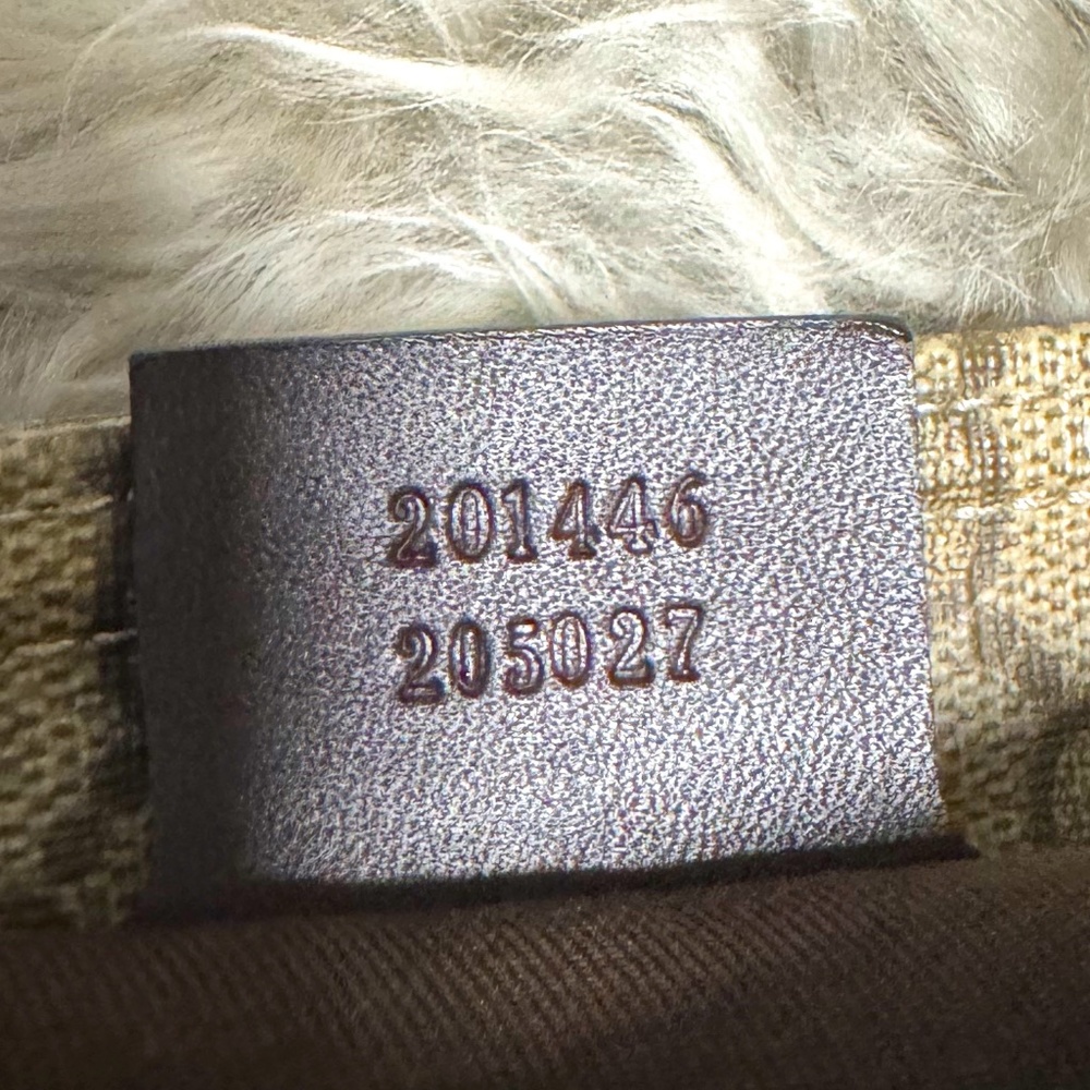 GG Supreme Canvas Flat Messenger Crossbody Bag - Picture 2 of 7
